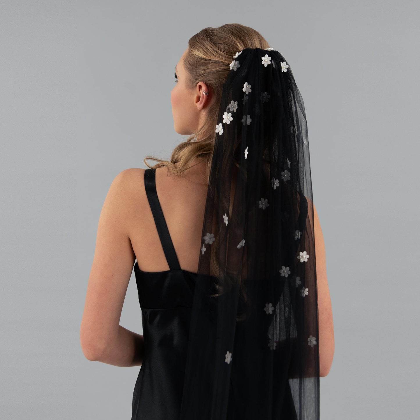 Black Cascading 3D Flower Veil
