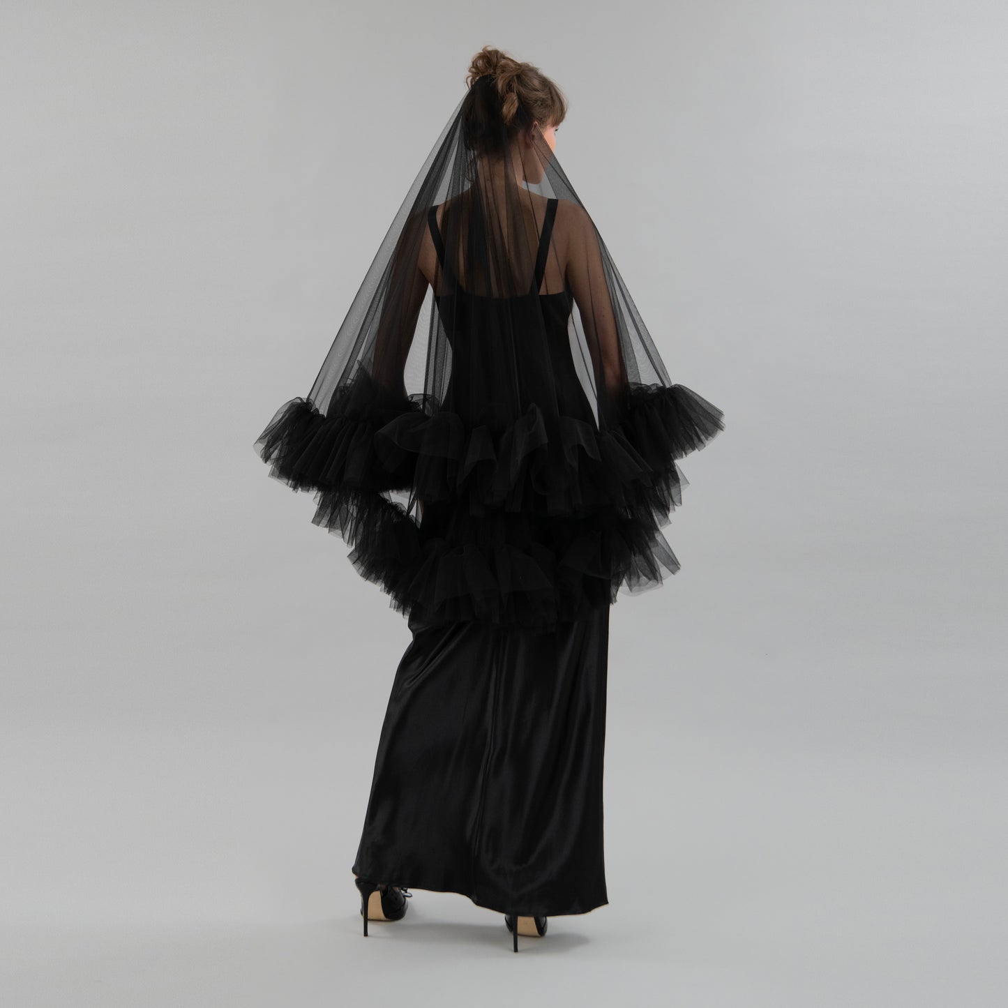 Black Ruffle Veil
