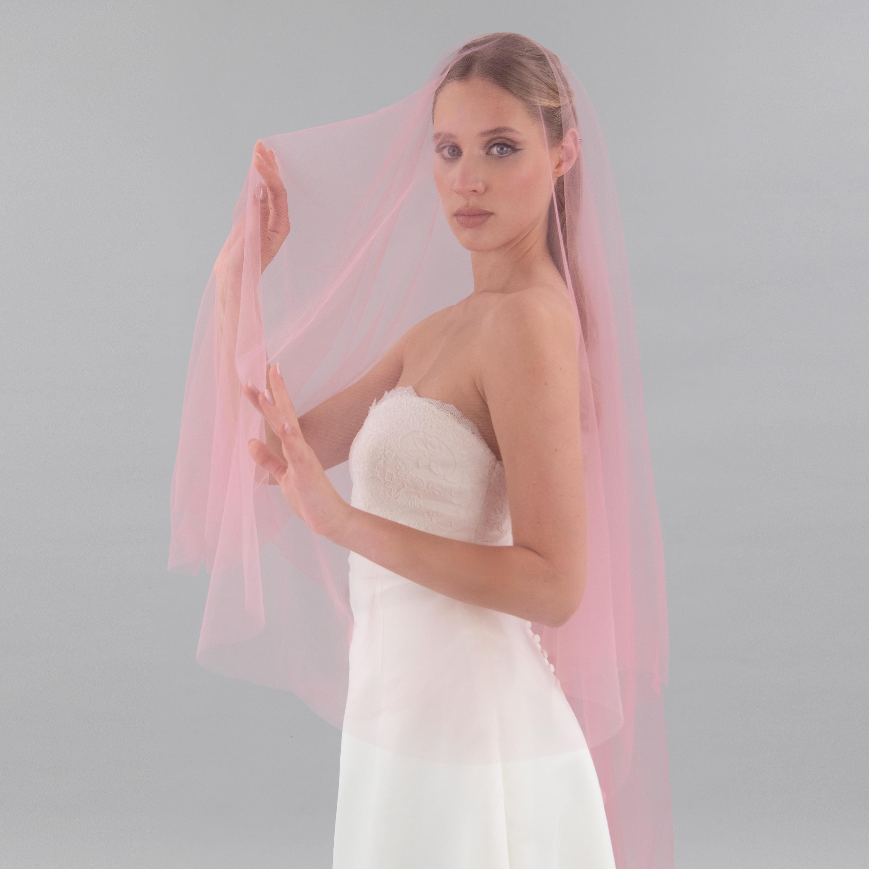 【新品】 NOTREémor tulle veil tops pink Blush Pink Pleated Cathedral Veils with Blusher