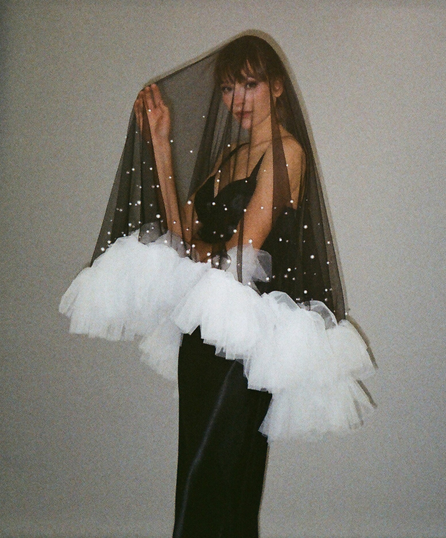 Black and Ivory Ruffle Pearl Veil