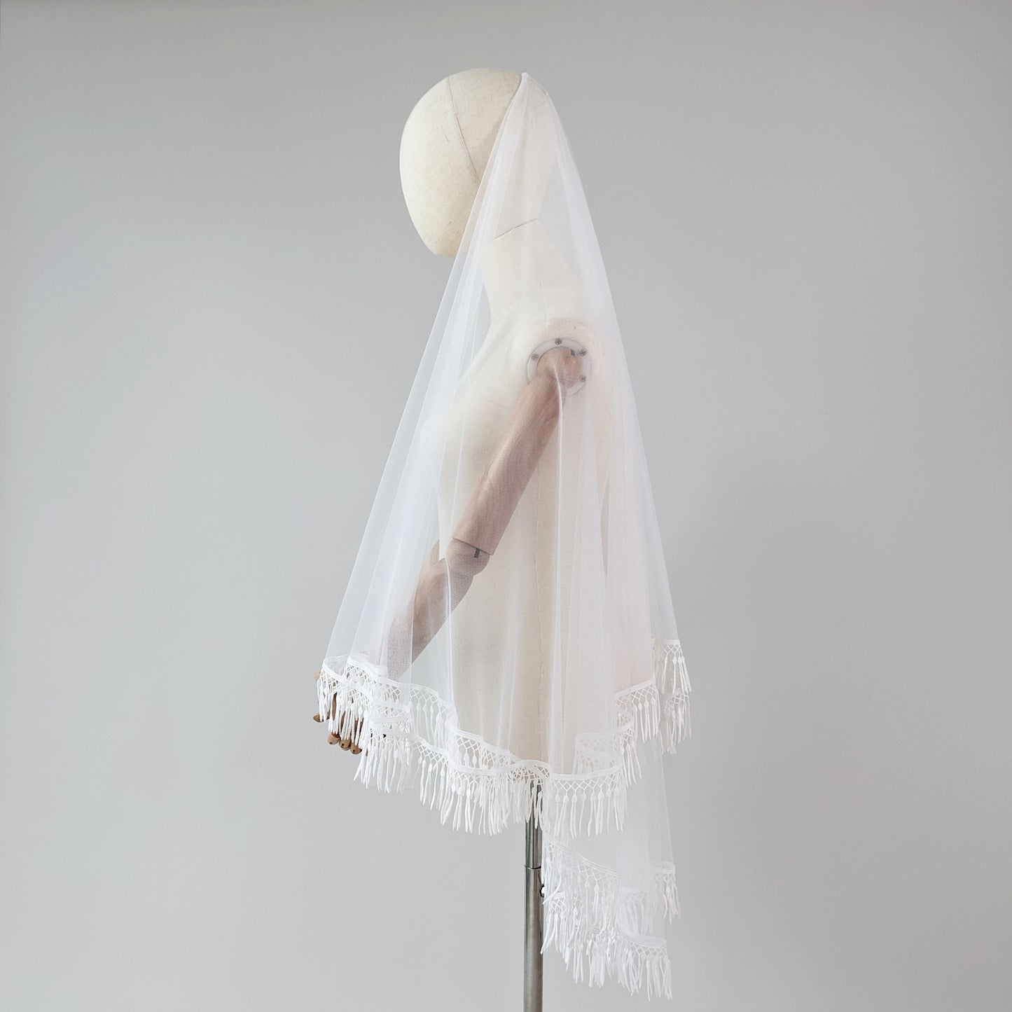 Ivory Bohemian Tassel Trim Veil