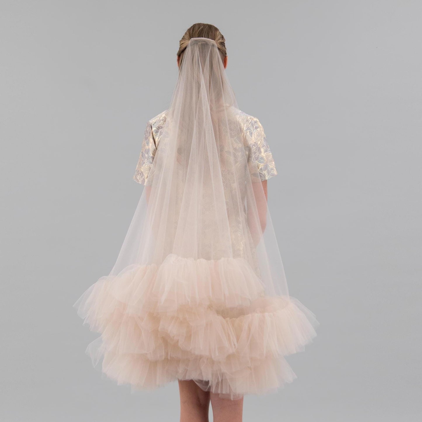 Beige Ruffle Veil