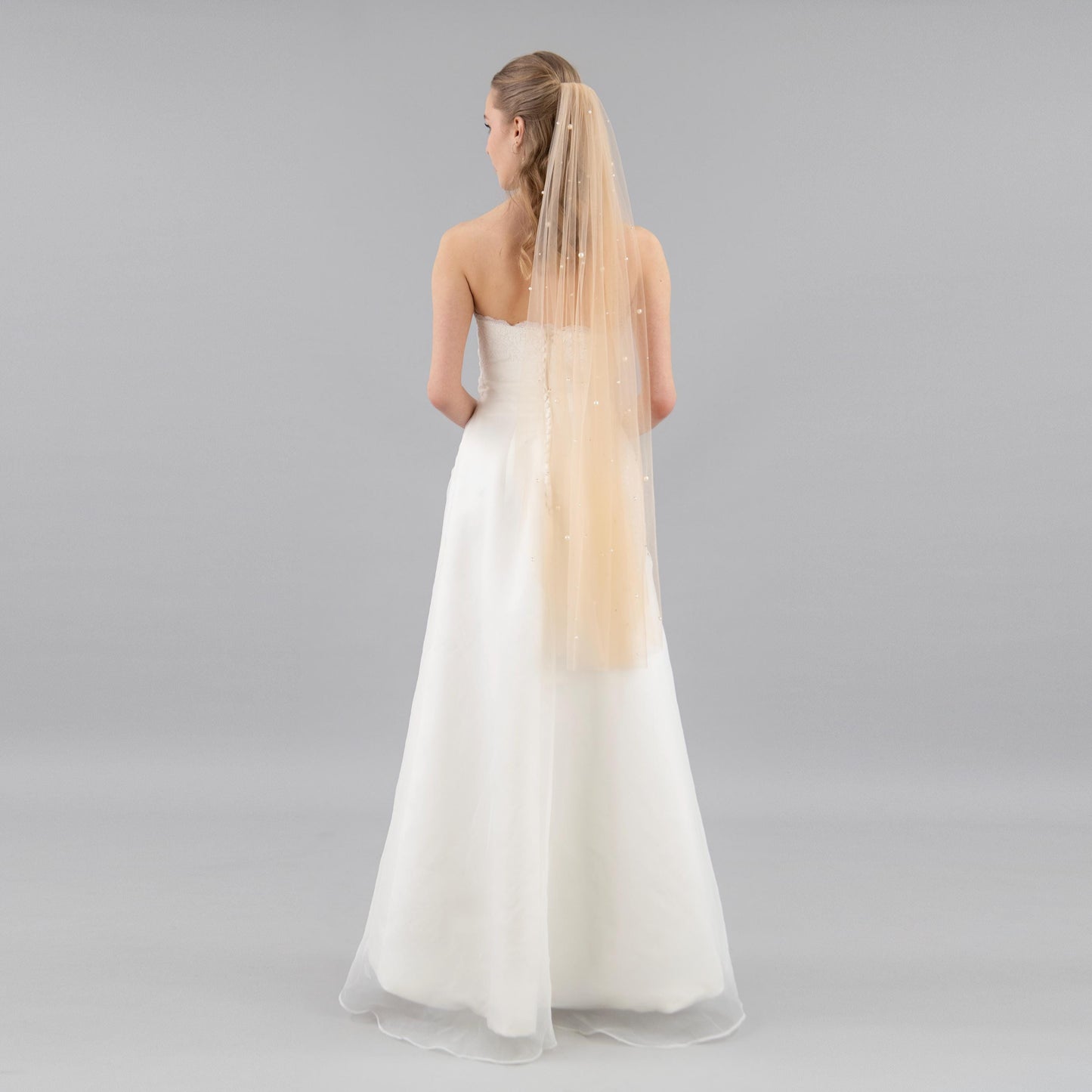 Dark Champagne Irregular Pearl Veil