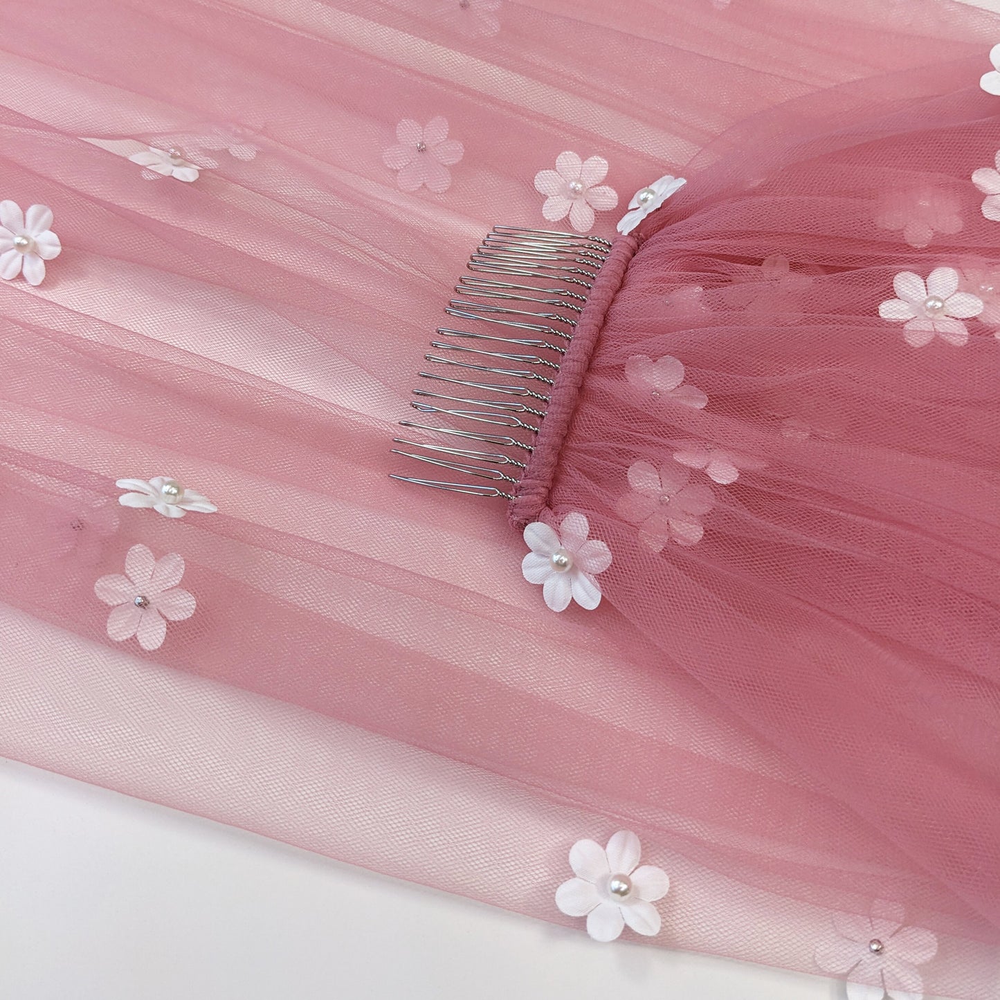 Dusty Pink Cascading 3D Flower Veil