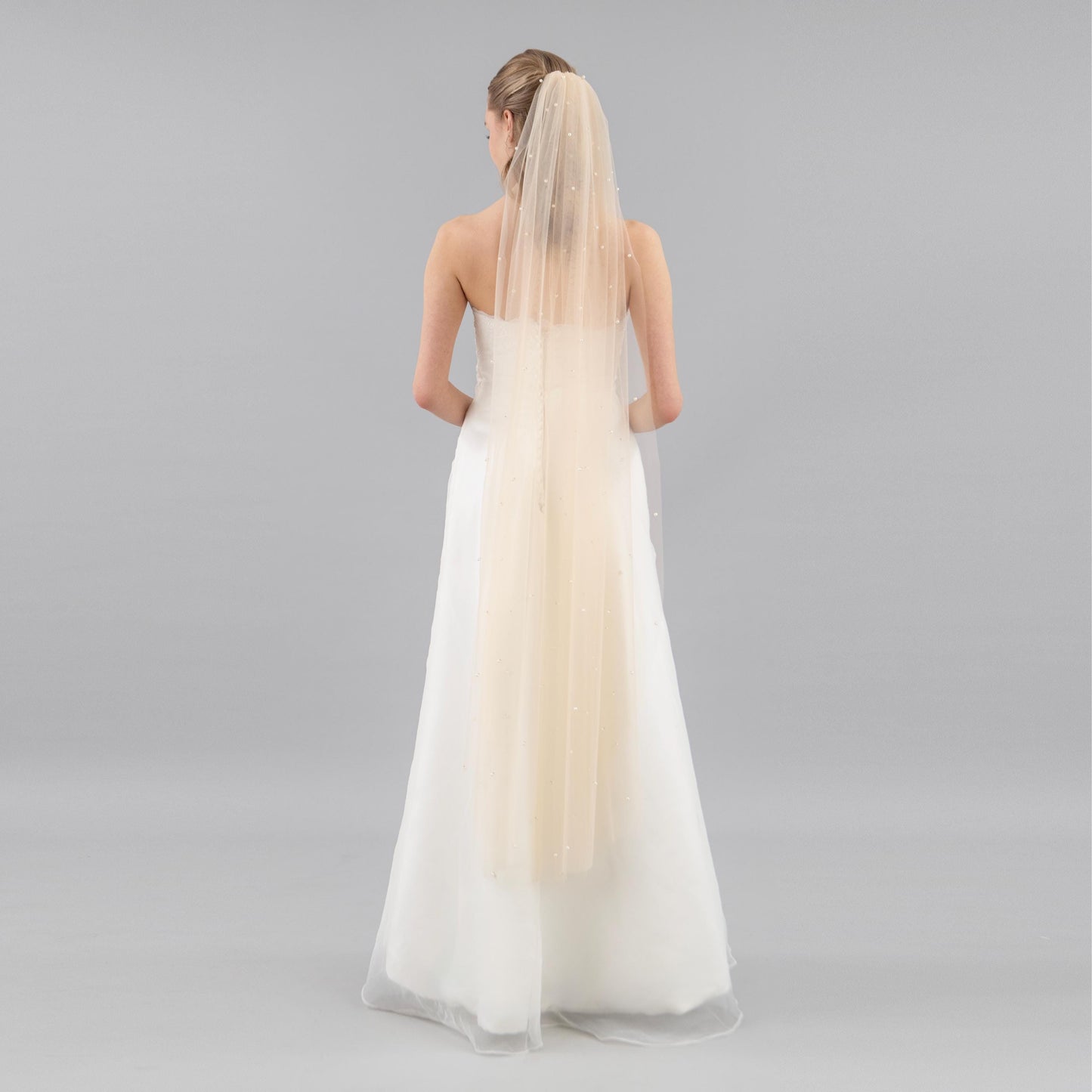 Champagne Pearl Veil