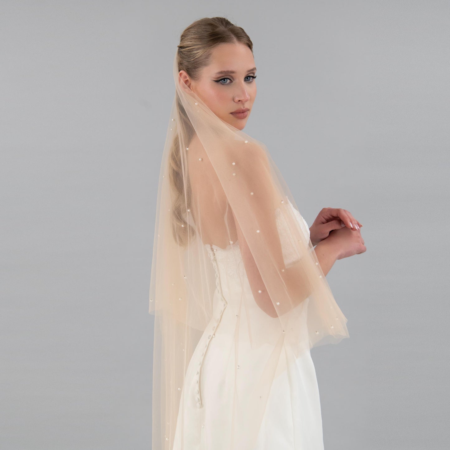 Dark Champagne Pearl Blusher Veil