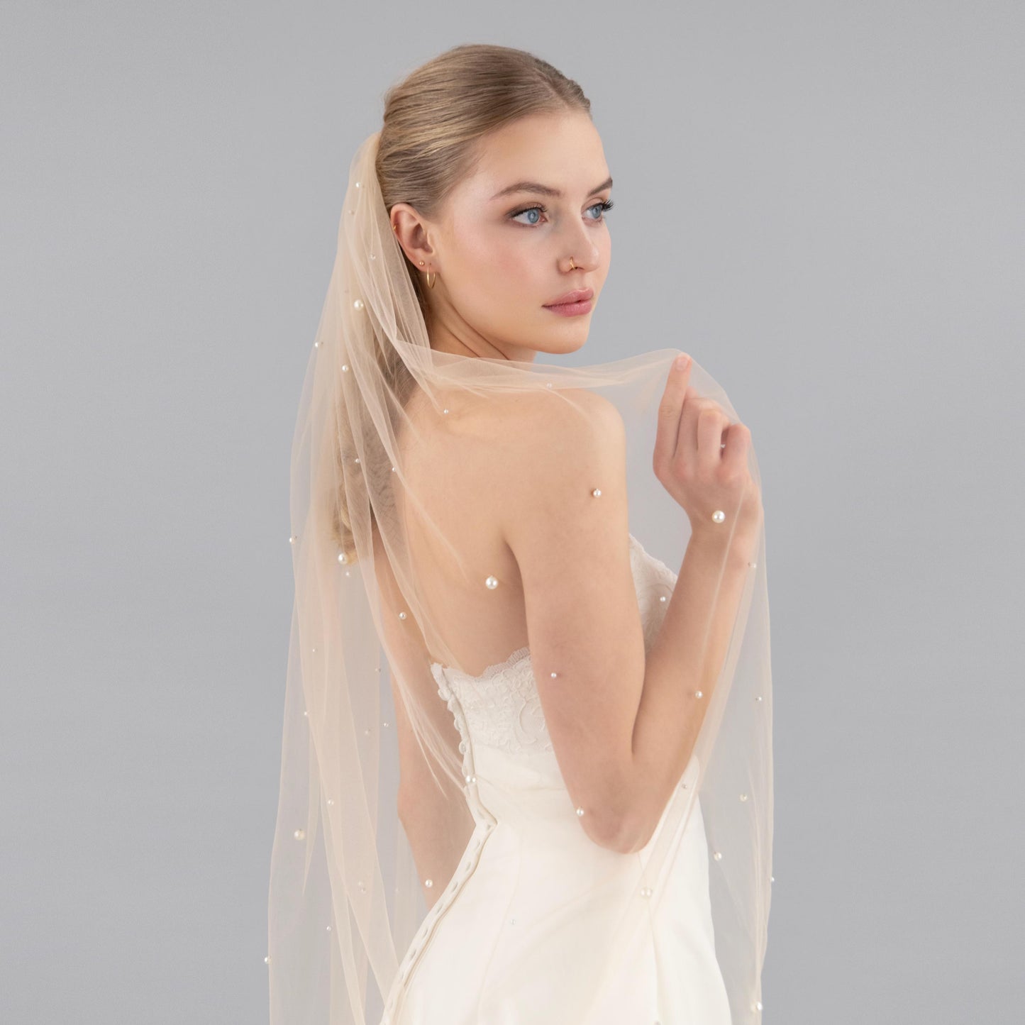 Dark Champagne Irregular Pearl Veil