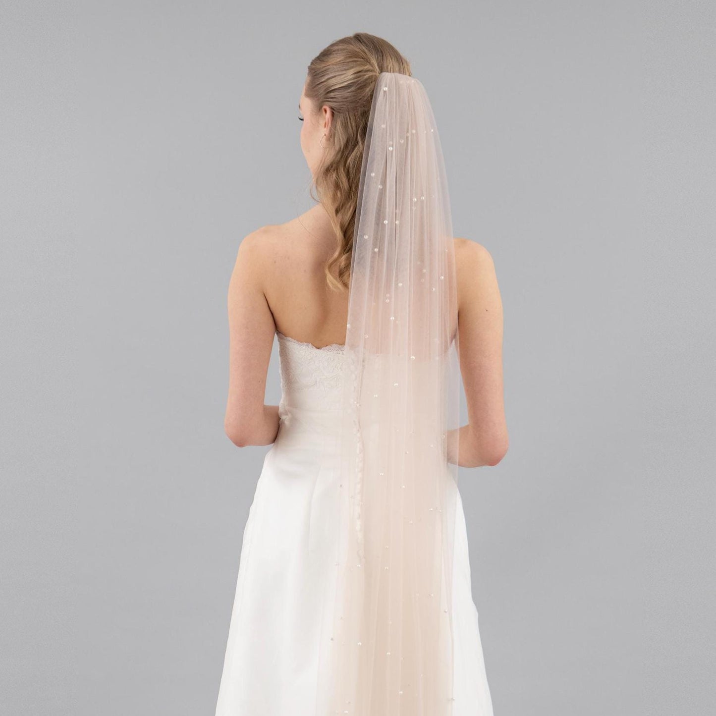 Beige Pearl Veil