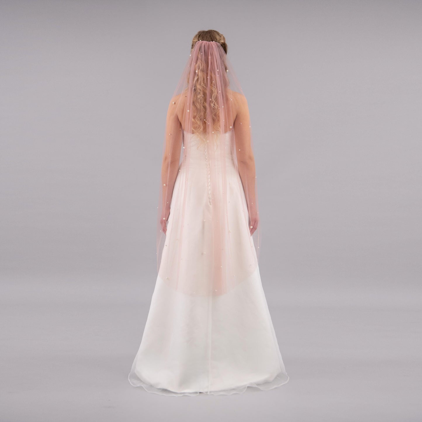 Blush Pink Irregular Pearl Veil