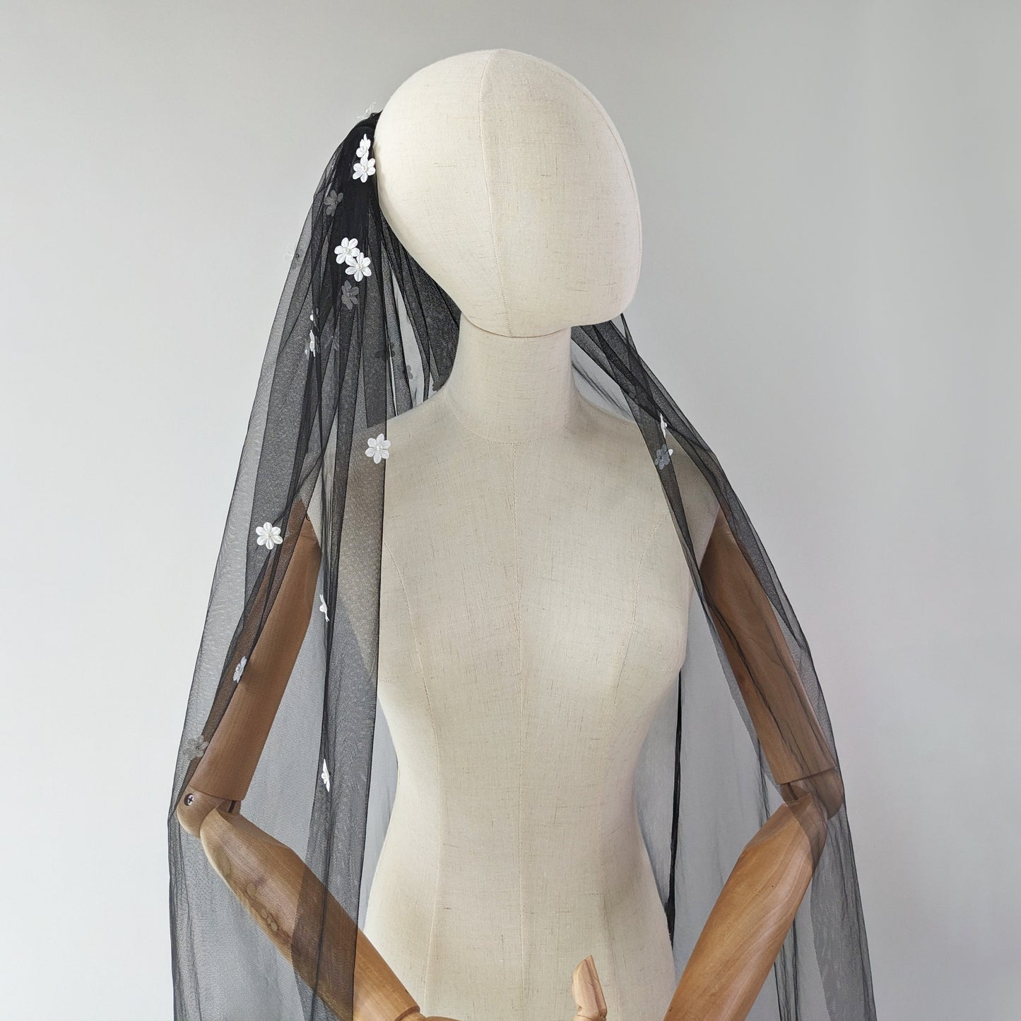 Black Cascading 3D Flower Veil