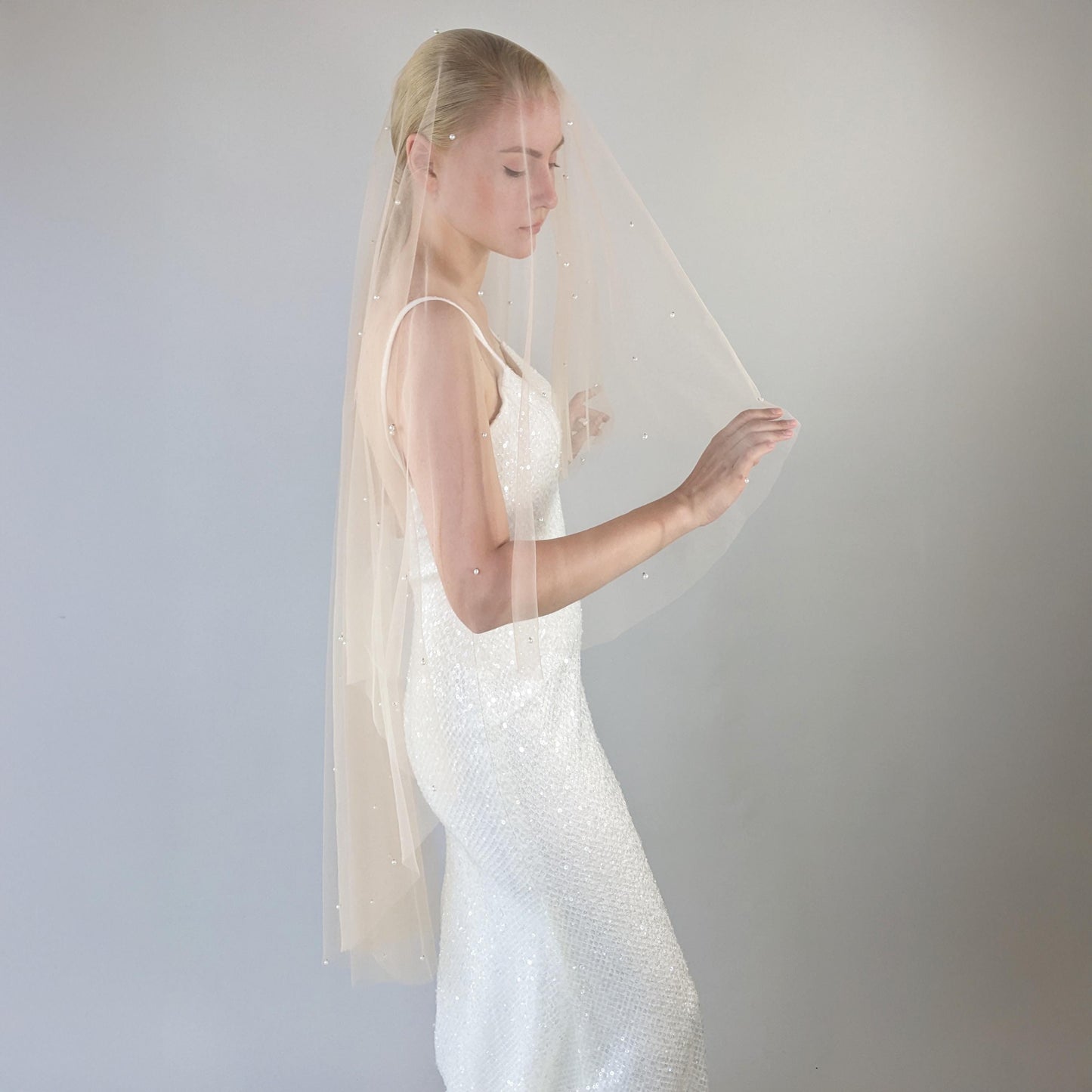 Dark Champagne Pearl Blusher Veil