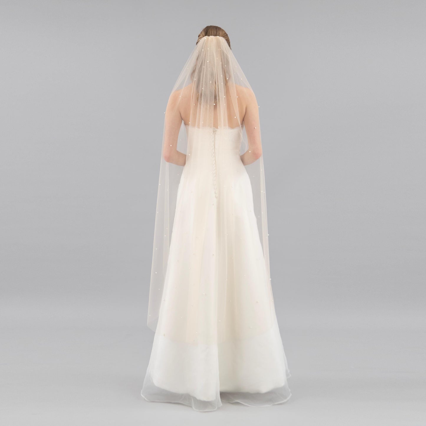 Champagne Pearl Veil