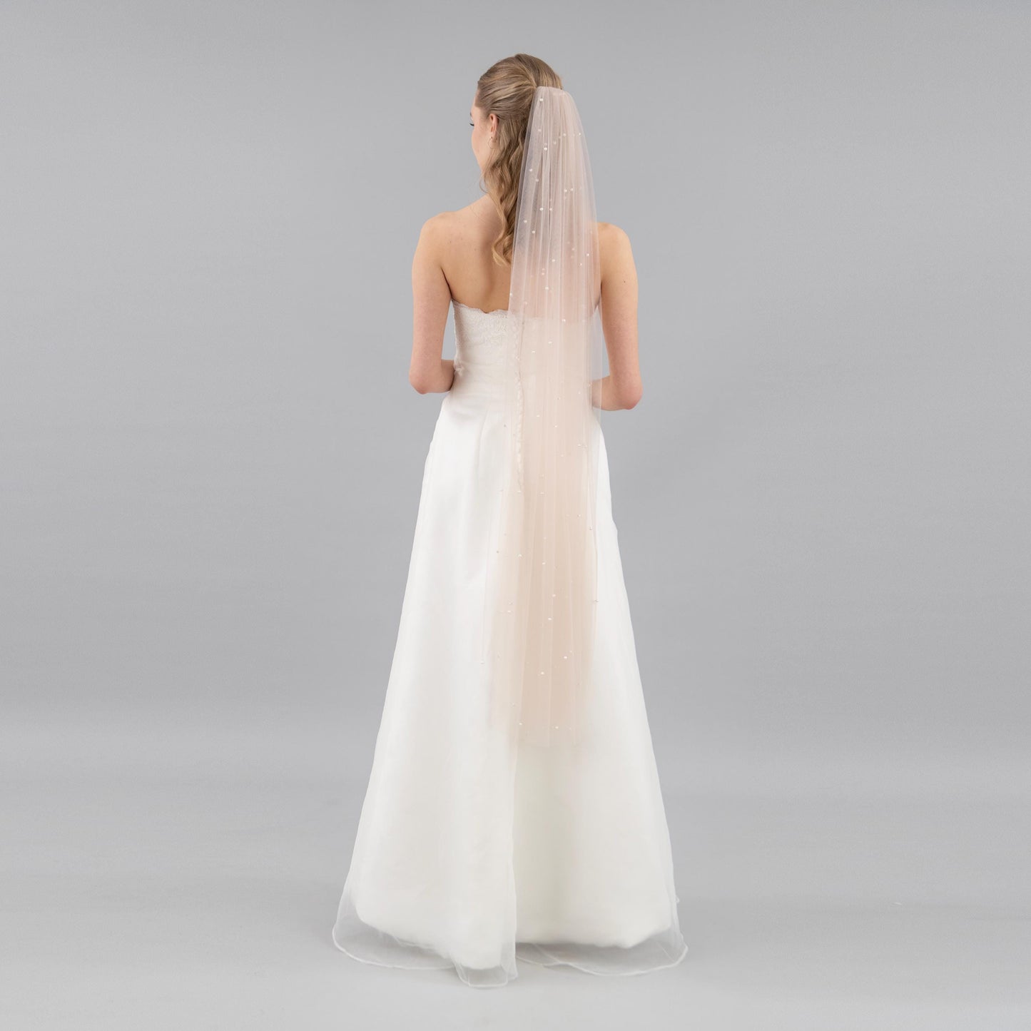Beige Pearl Veil