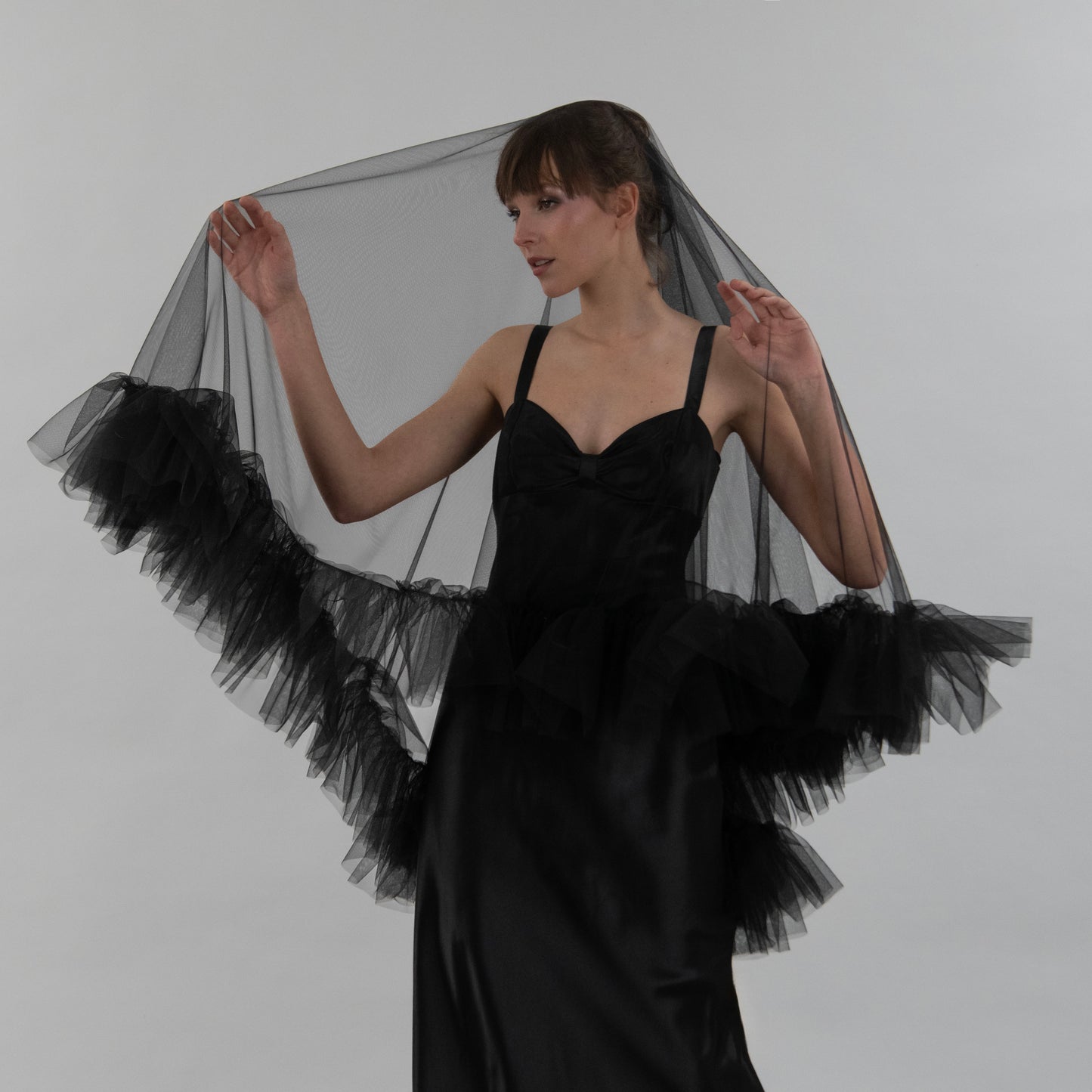 Black Ruffle Veil