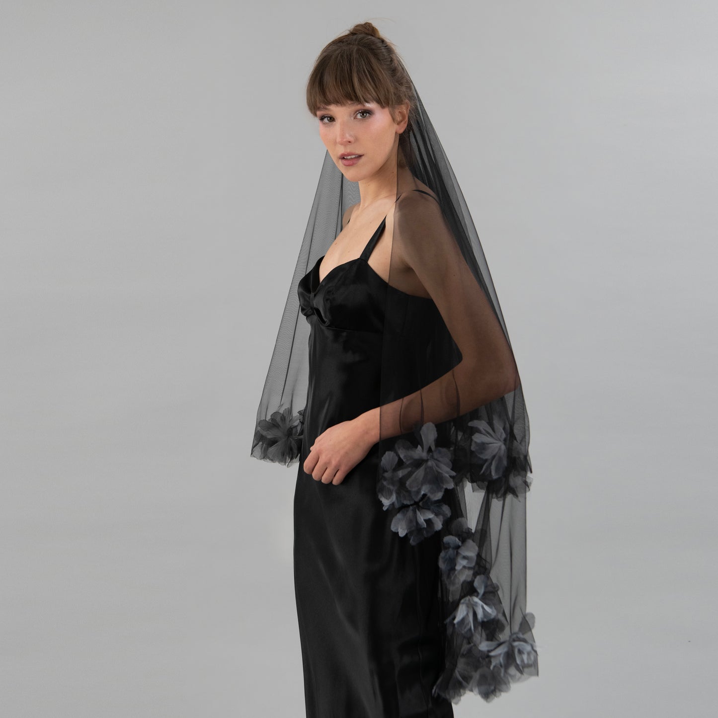 Black Organza Fluff Flower Veil