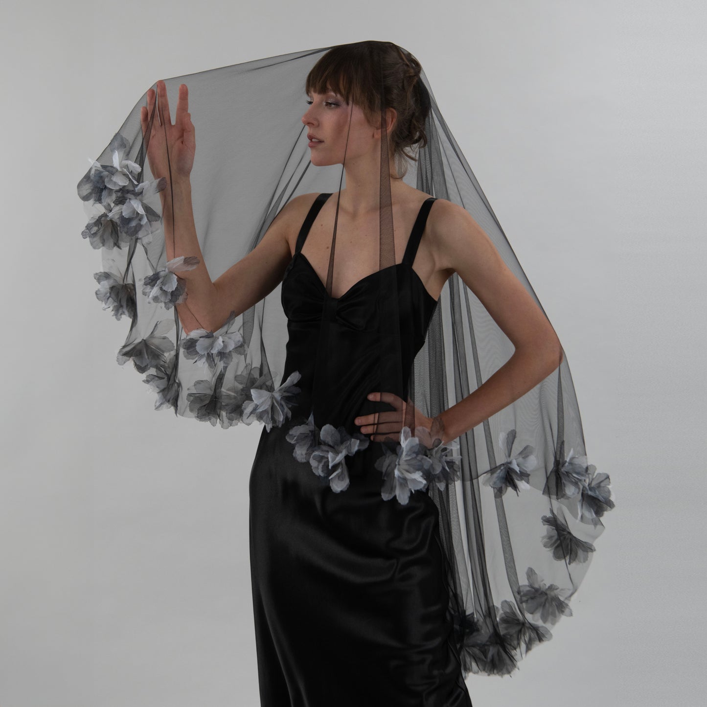Black Organza Fluff Flower Veil