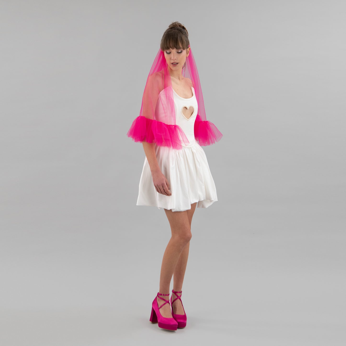 Hot Pink Single Tier Ruffle Veil