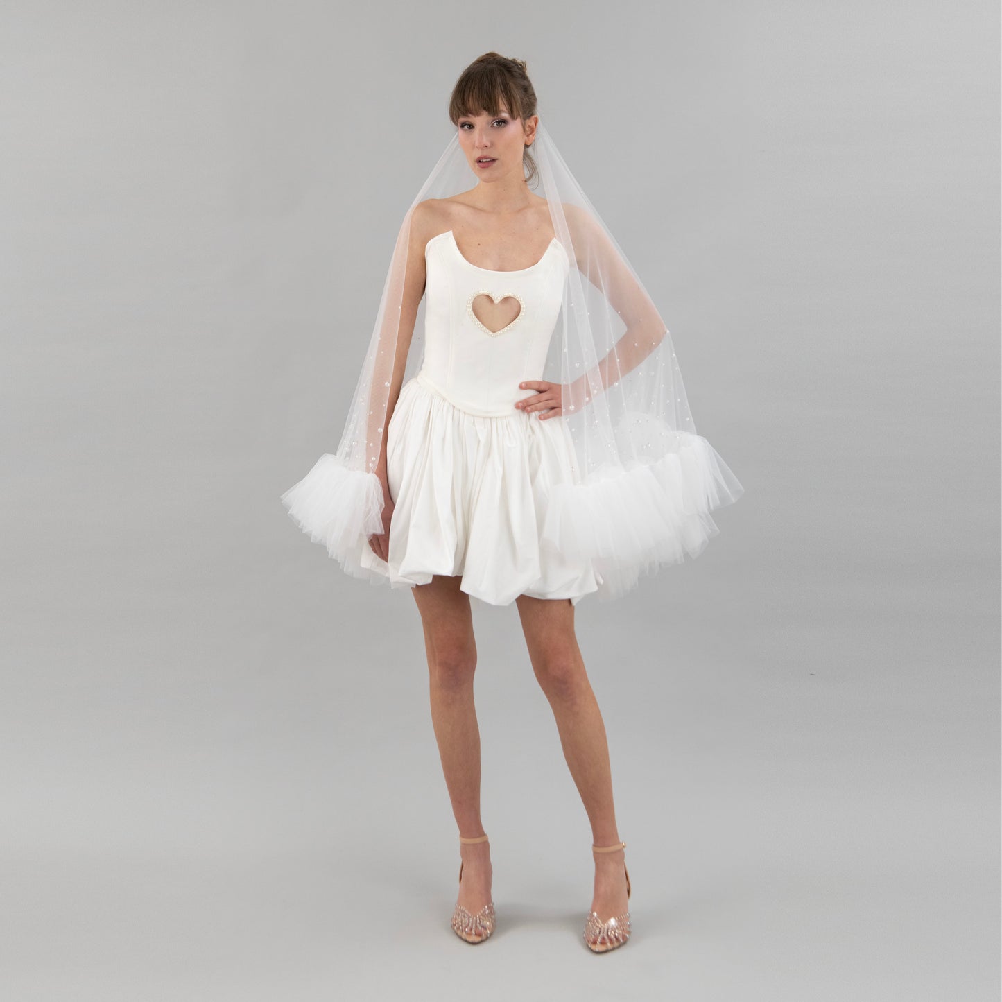 Ivory Ruffle Pearl Veil