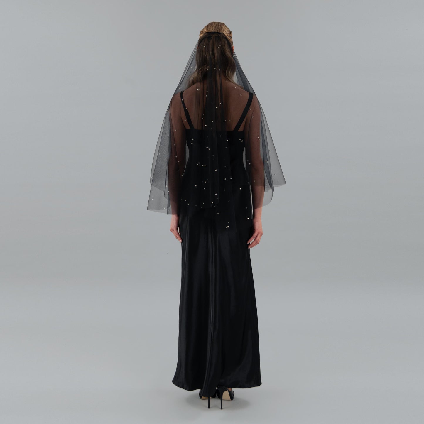 Black Pearl Blusher Veil