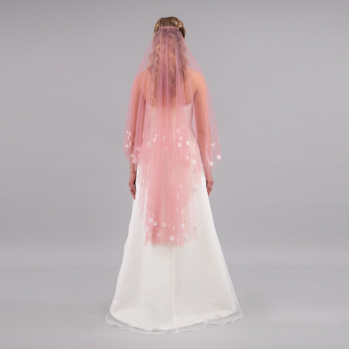Dusty Pink 3D Flower Edge Blusher Veil