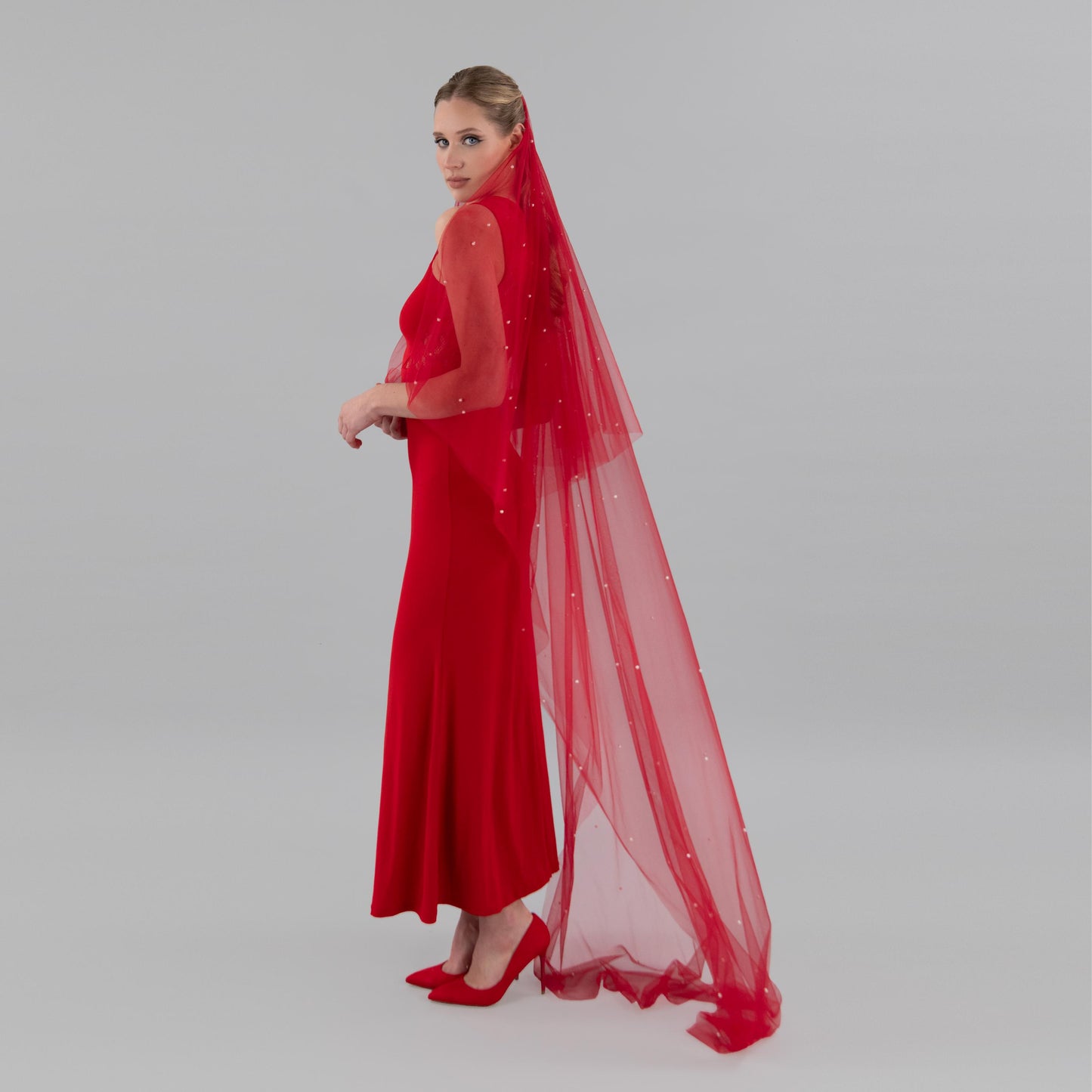 Rose Red Pearl Blusher Veil