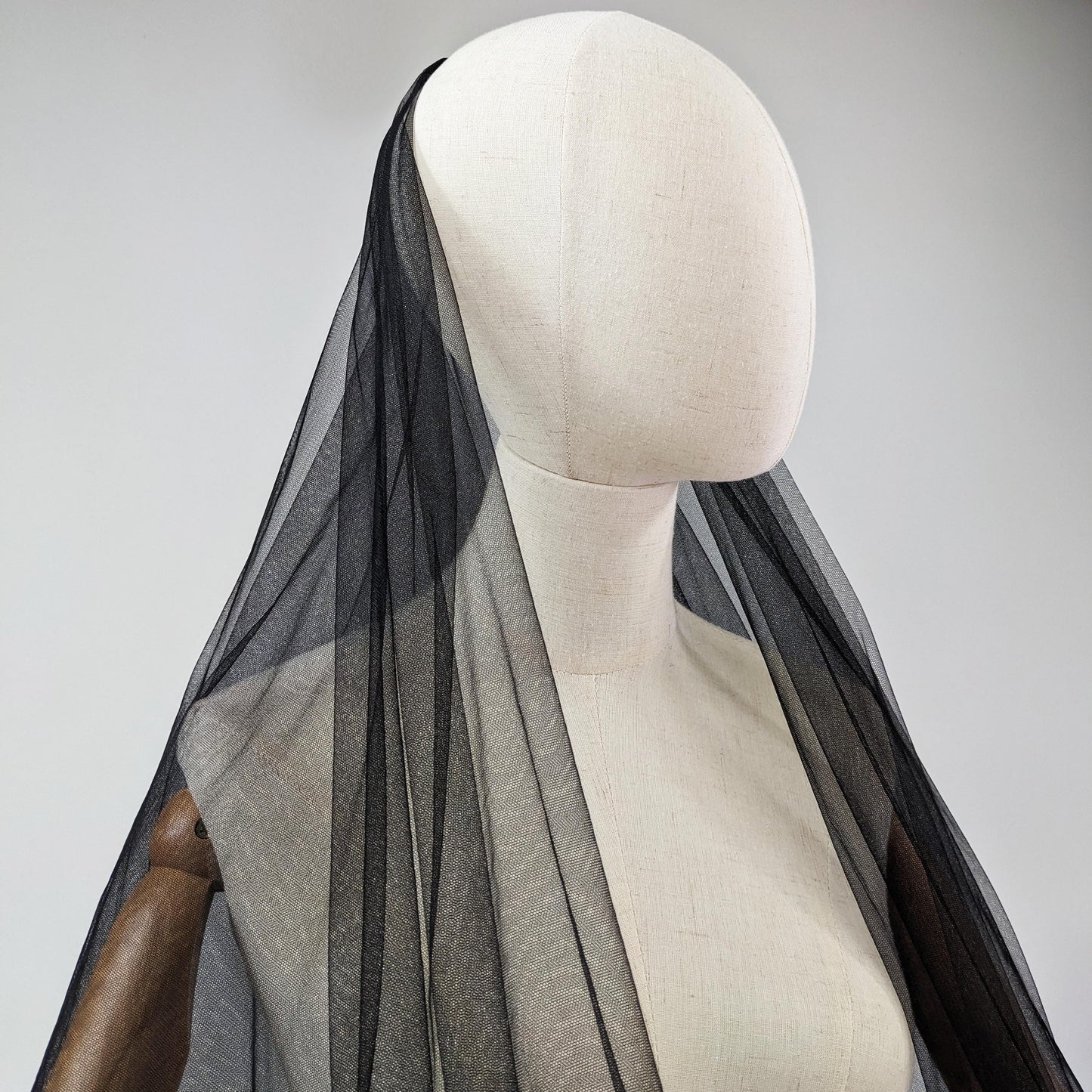 Black Blusher Veil