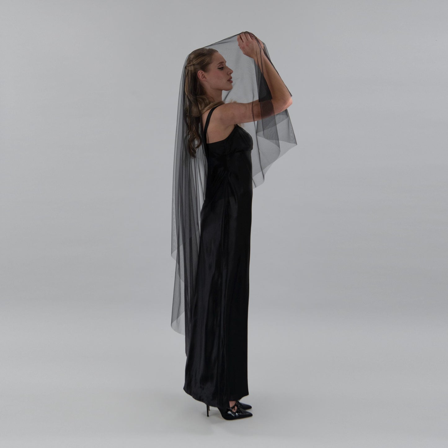 Black Blusher Veil