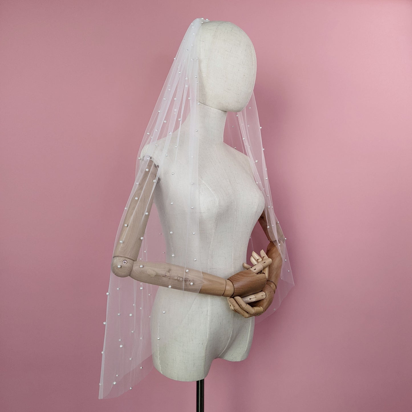 Ivory Pearl Veil