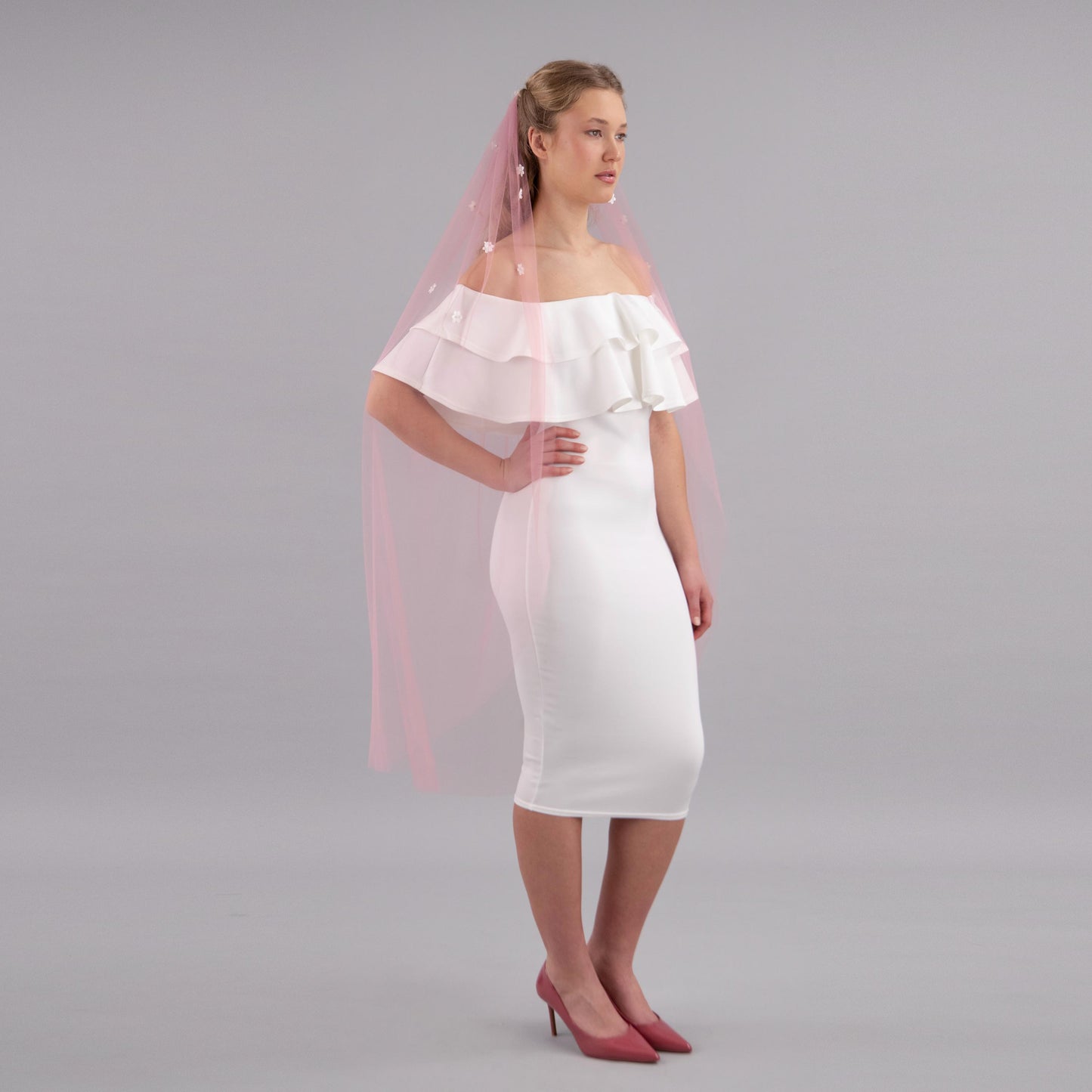Dusty Pink Cascading 3D Flower Veil