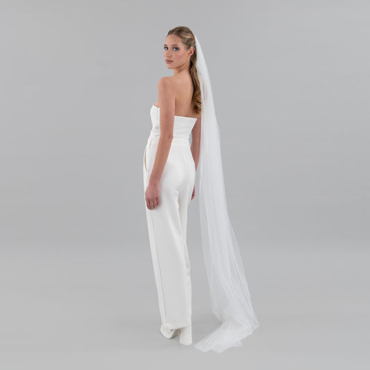 Long ivory tulle veil 