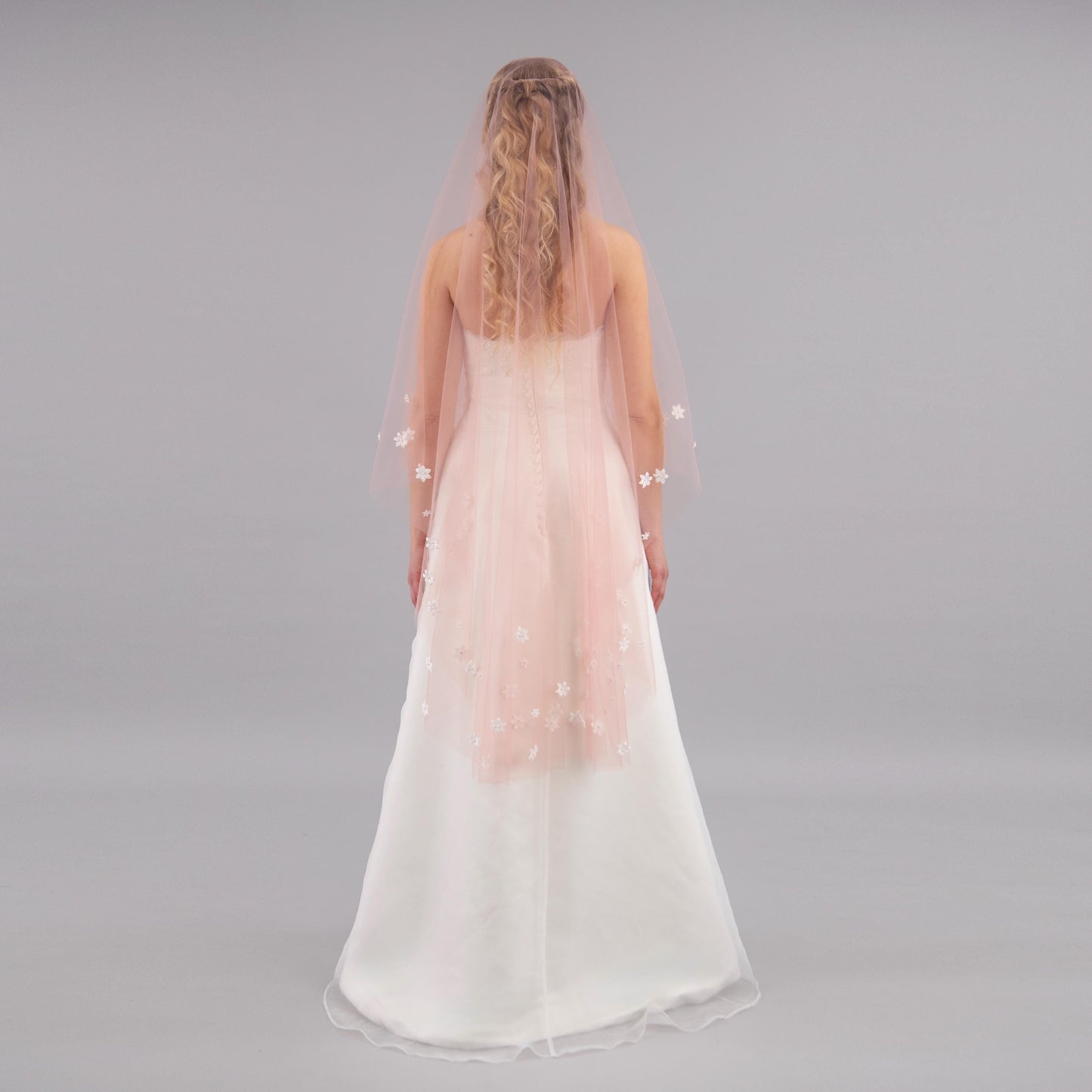 Blush Pink 3D Flower Edge Blusher Veil