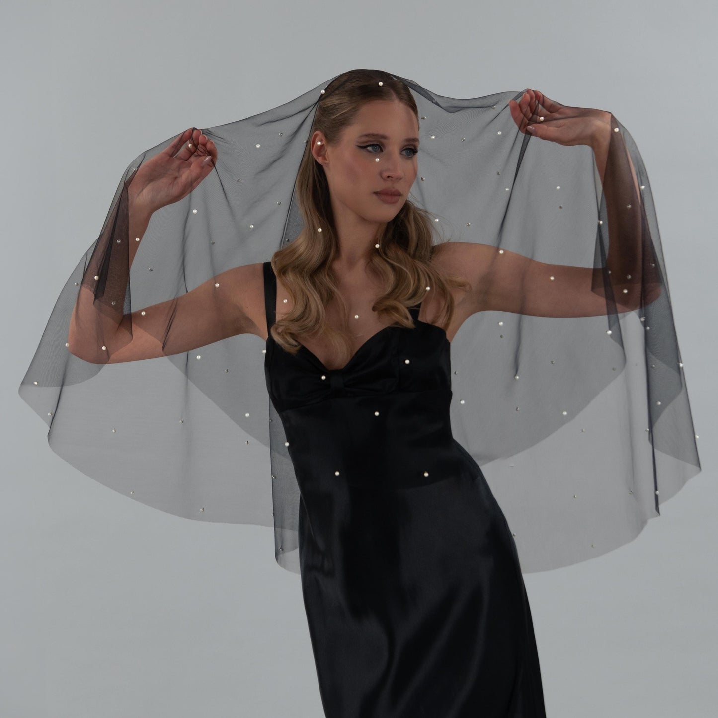 Black Pearl Blusher Veil
