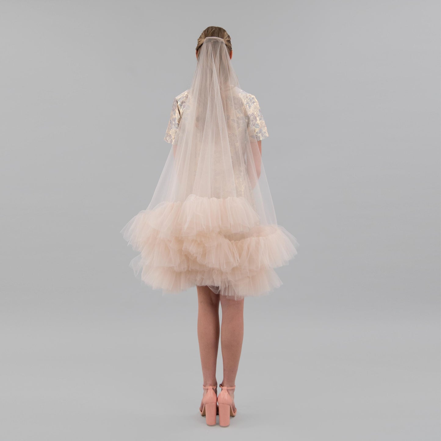 Beige Ruffle Veil