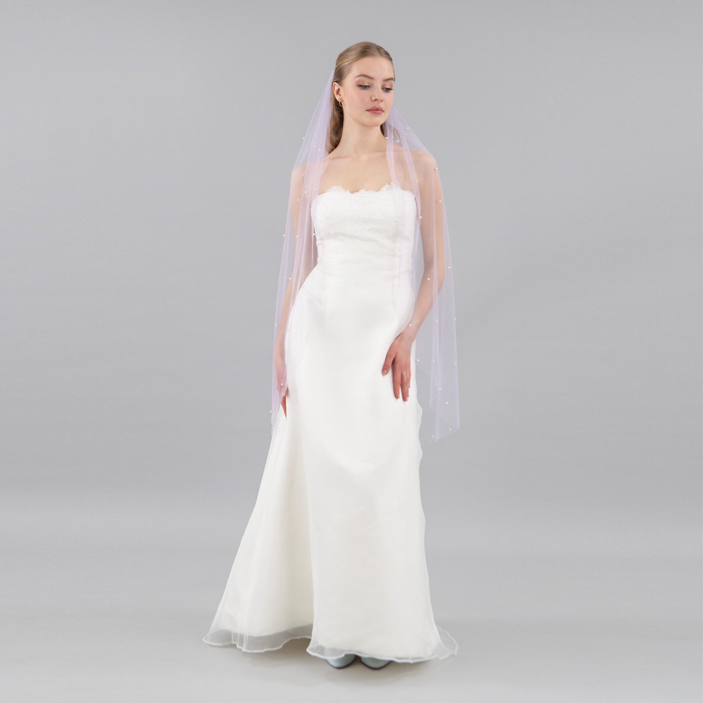 Lavender Purple Pearl Veil