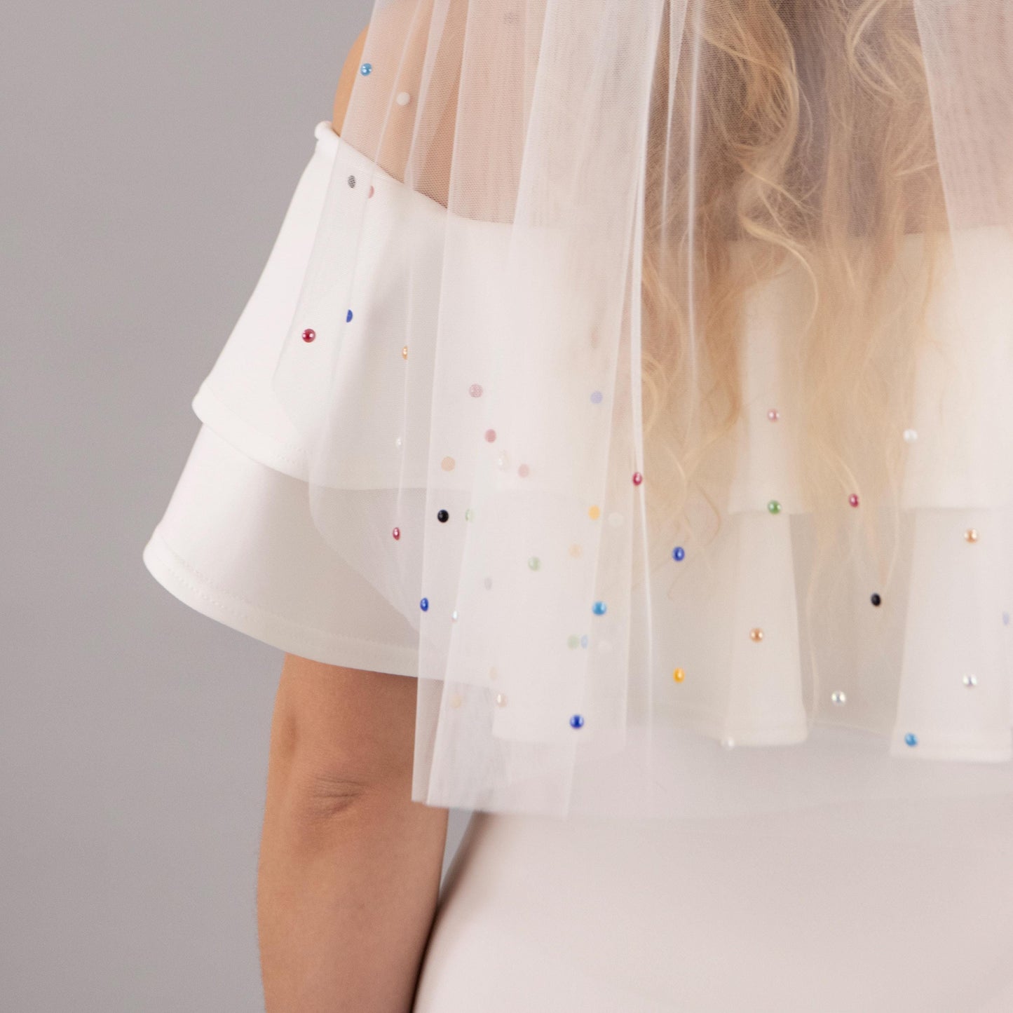 Ivory Colorful Pearl Edge Veil