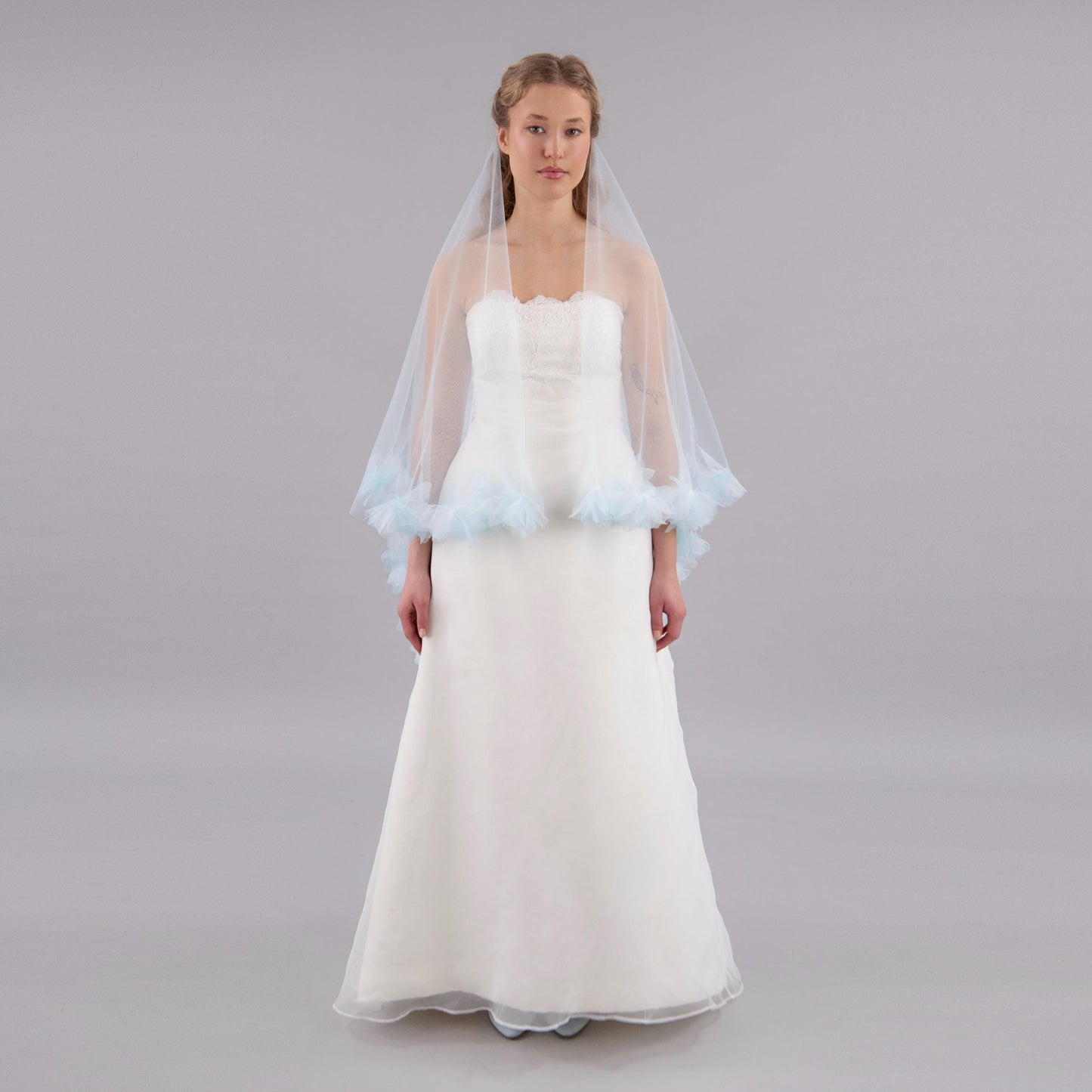 Baby Blue Organza Fluff Flower Veil