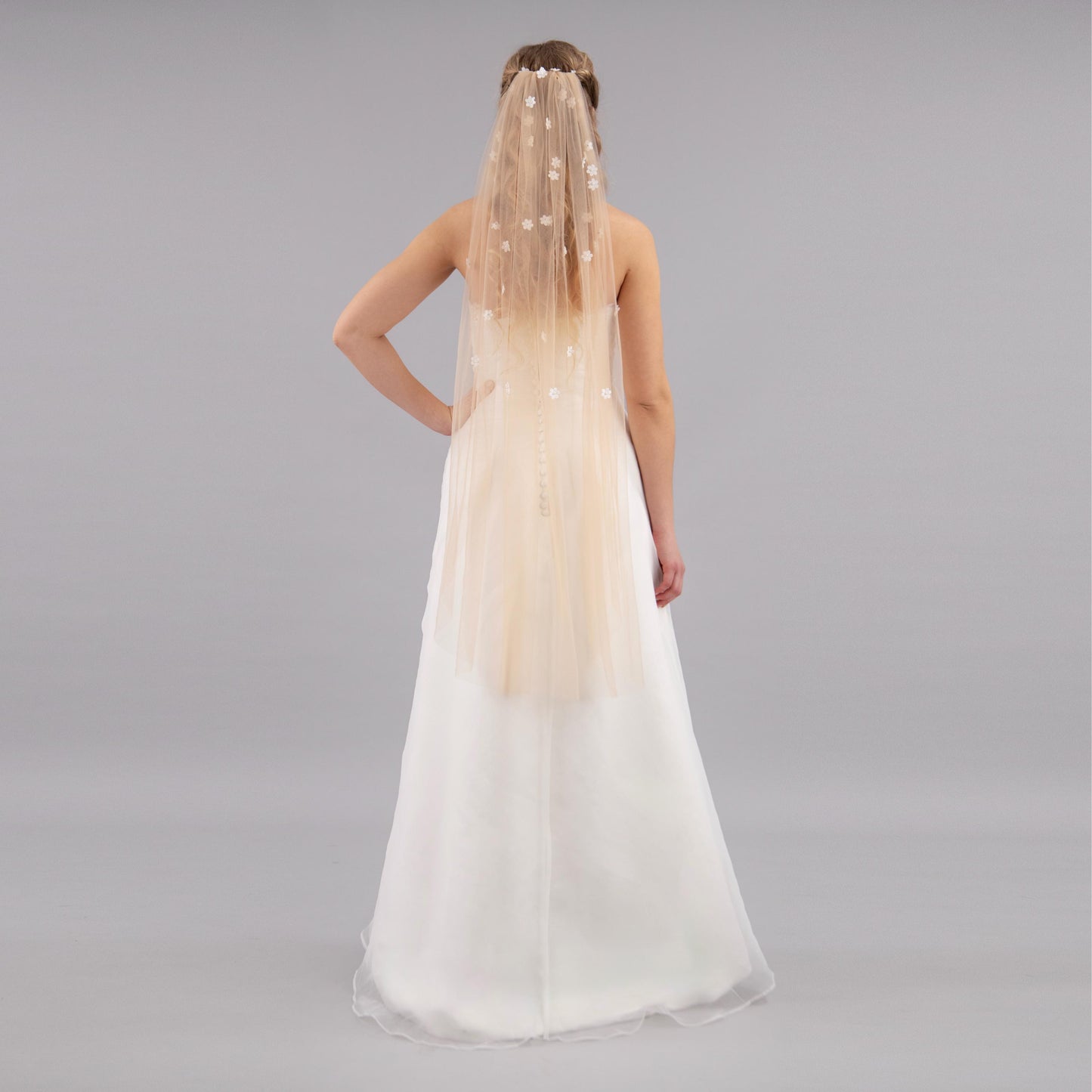 Dark Champagne Cascading 3D Flower Veil
